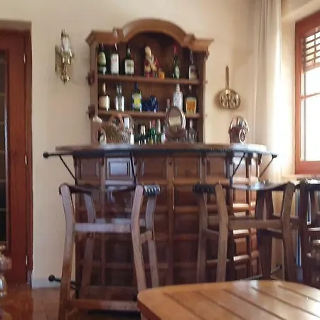 Chalet En Urbanizacion La Rad Appartement
