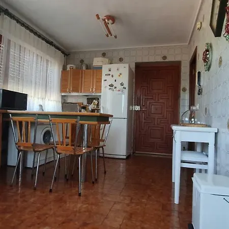 Chalet En Urbanizacion La Rad *